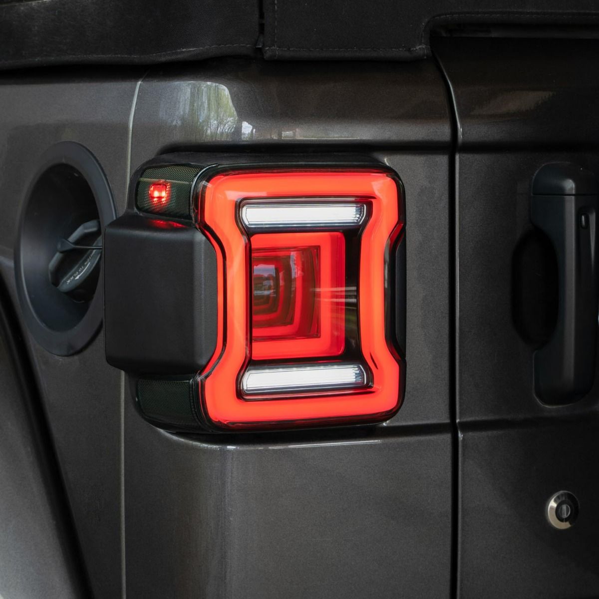 2018-2025 Jeep Wrangler LED Tail Lights Red (pair)