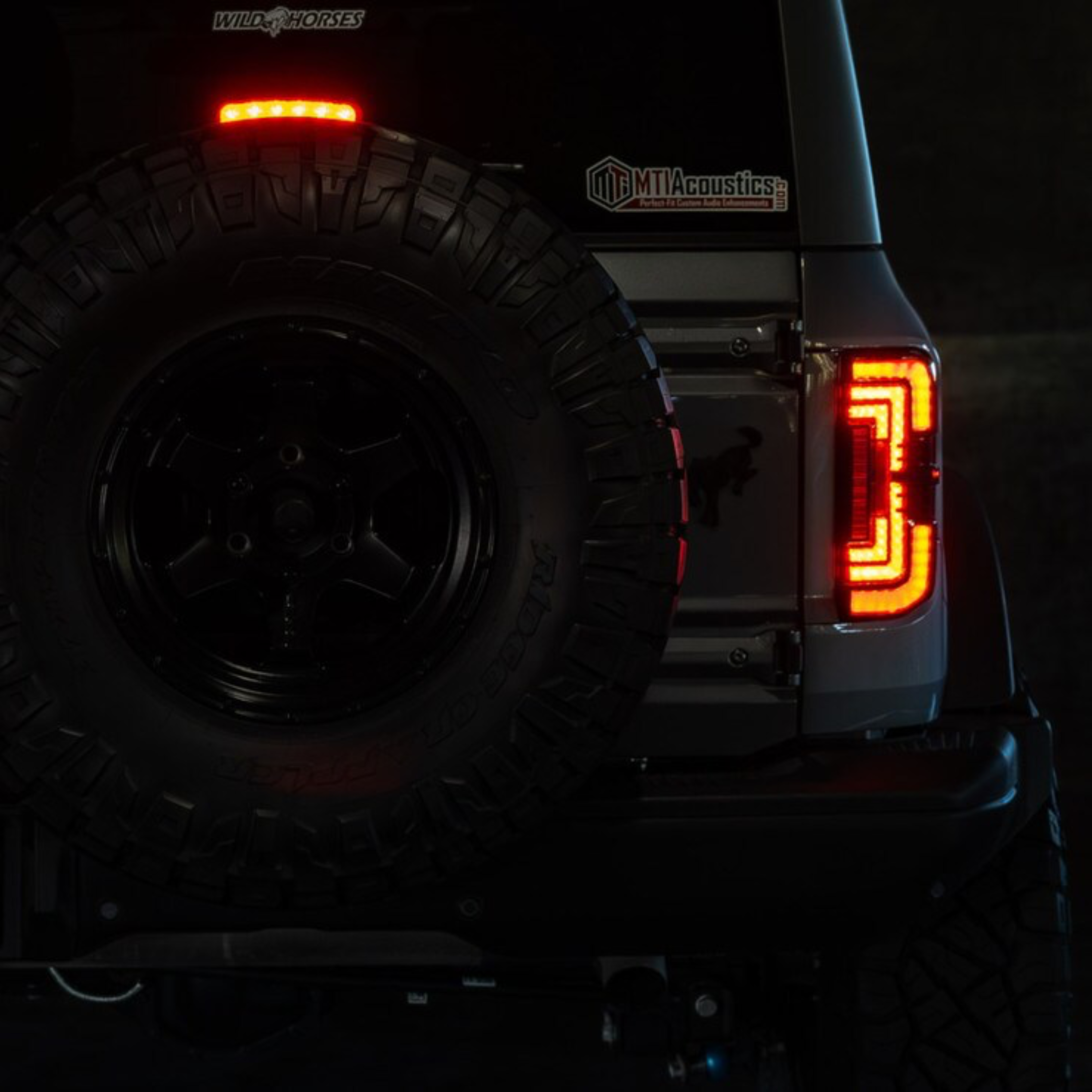 FORD BRONCO (2021+) MORIMOTO XB LED LOW PROFILE TAIL LIGHTS RED