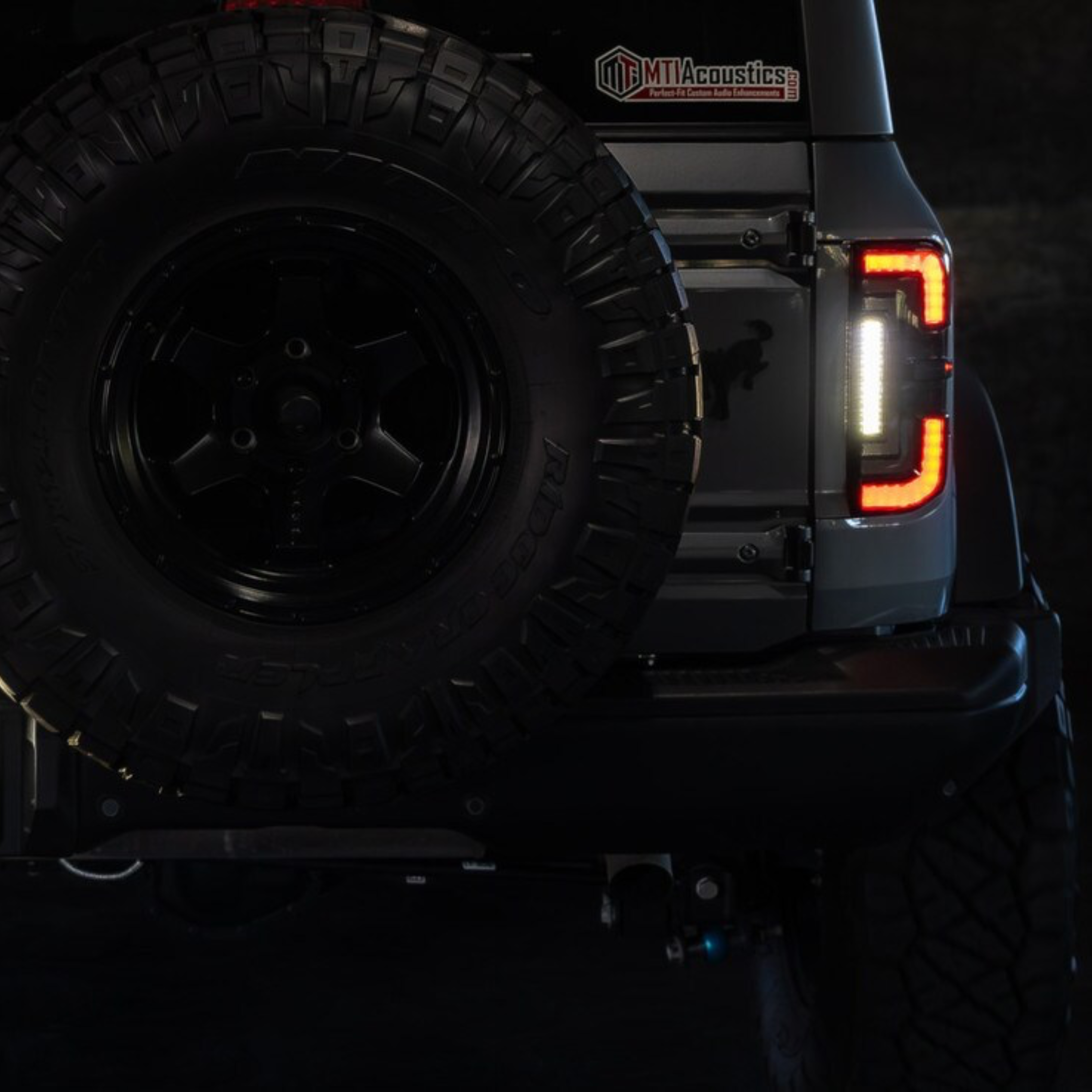 FORD BRONCO (2021+) MORIMOTO XB LED LOW PROFILE TAIL LIGHTS SMOKE