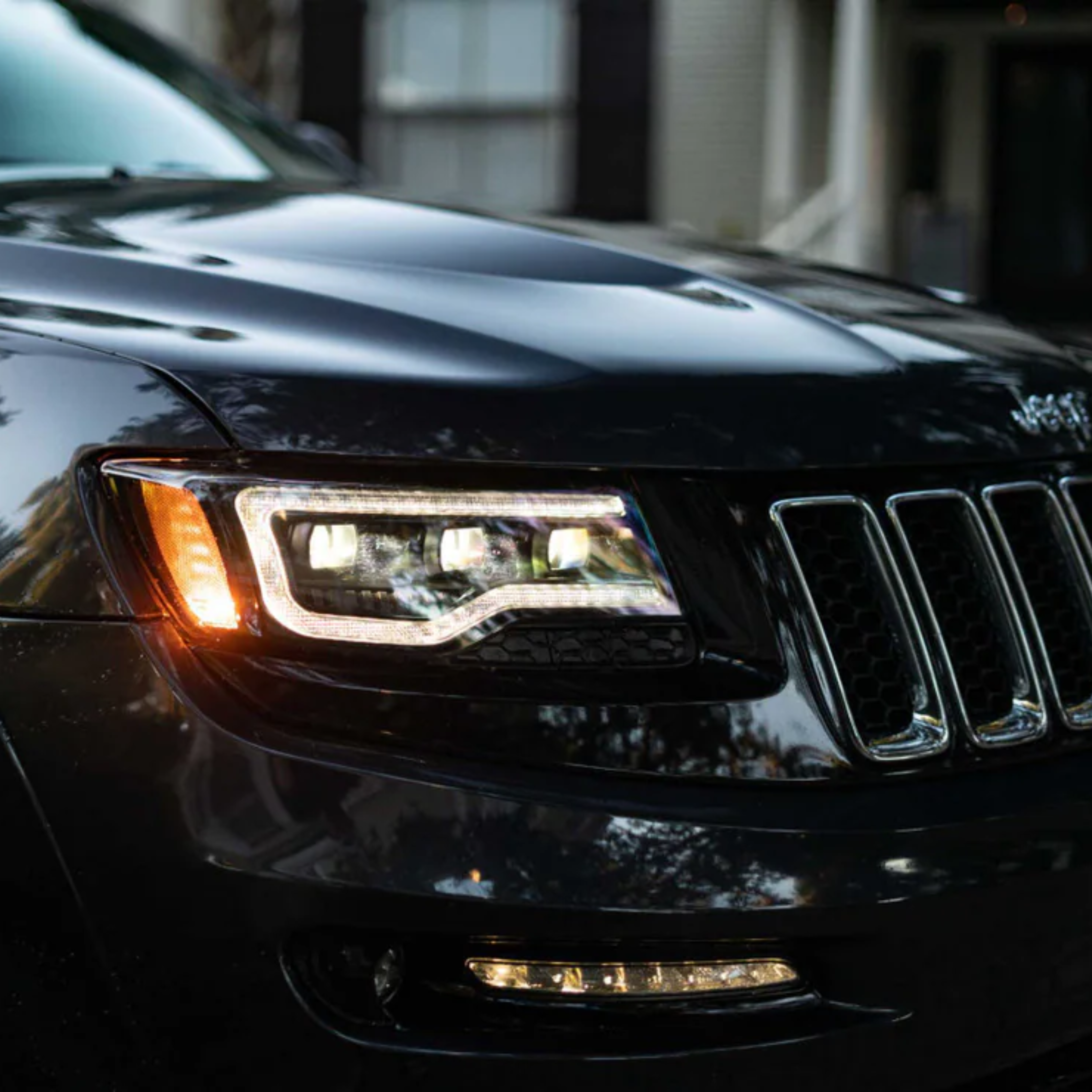 JEEP GRAND CHEROKEE (14-22) XB LED HEADLIGHTS