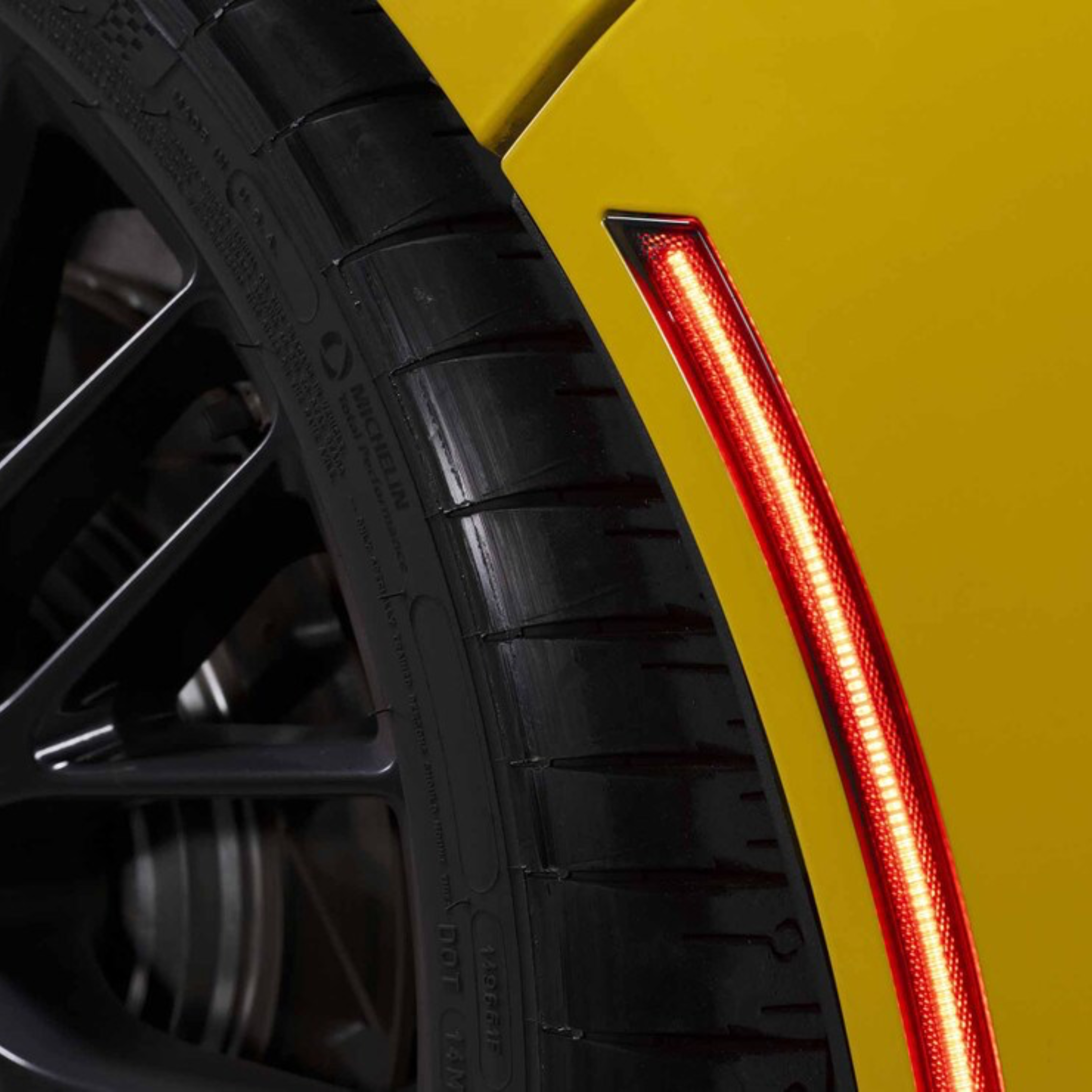 14-19 C7 XB LED REAR SIDE MARKERS